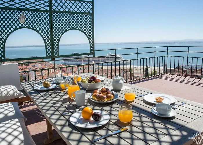 Penthouse Terrace 360º View By Lovelystay شقة Lisboa